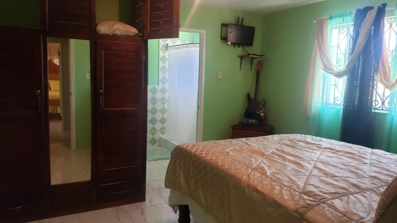 Eve'S Rockaway Villa Alligator Pond Village Екстер'єр фото