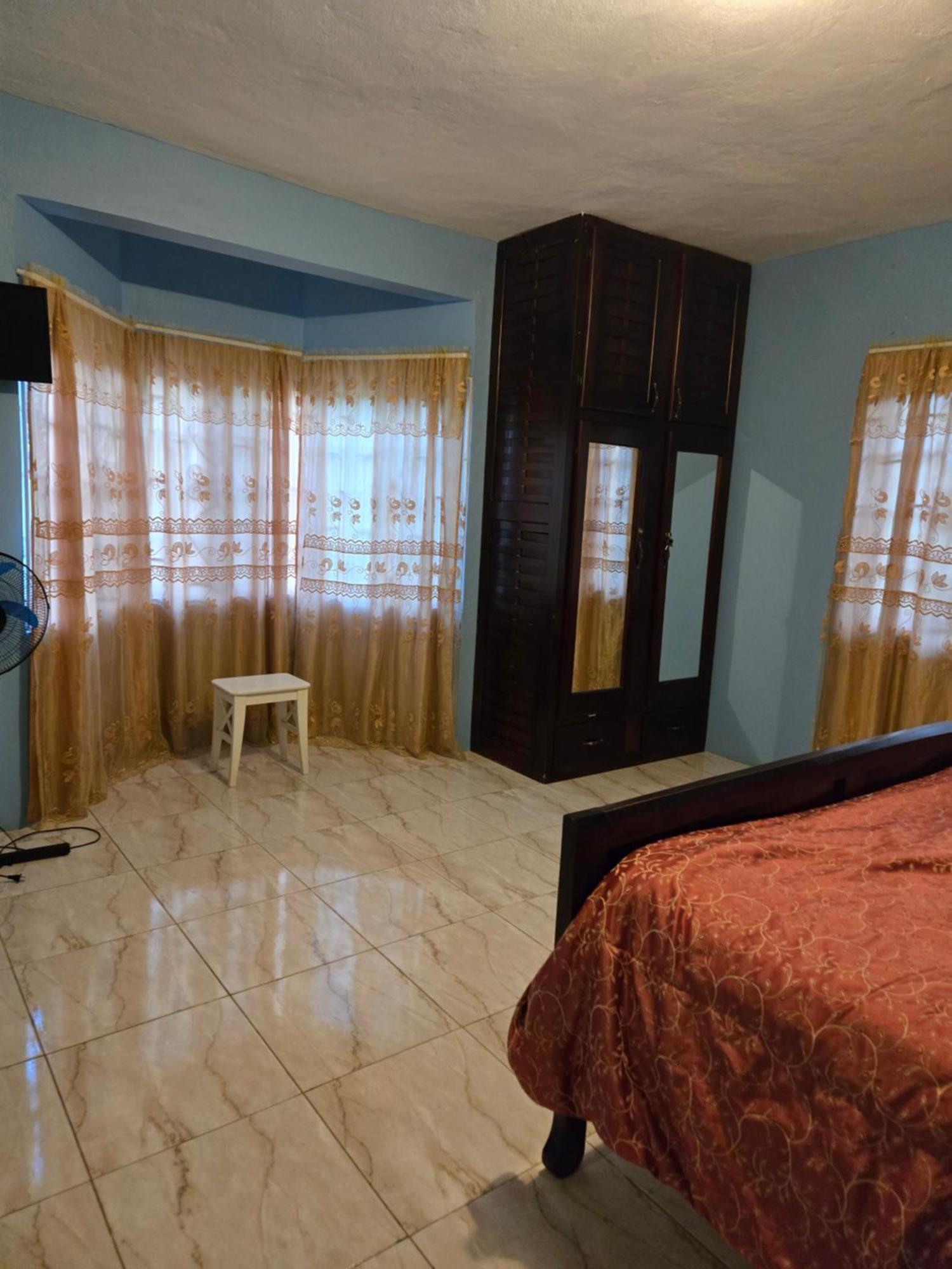 Eve'S Rockaway Villa Alligator Pond Village Екстер'єр фото